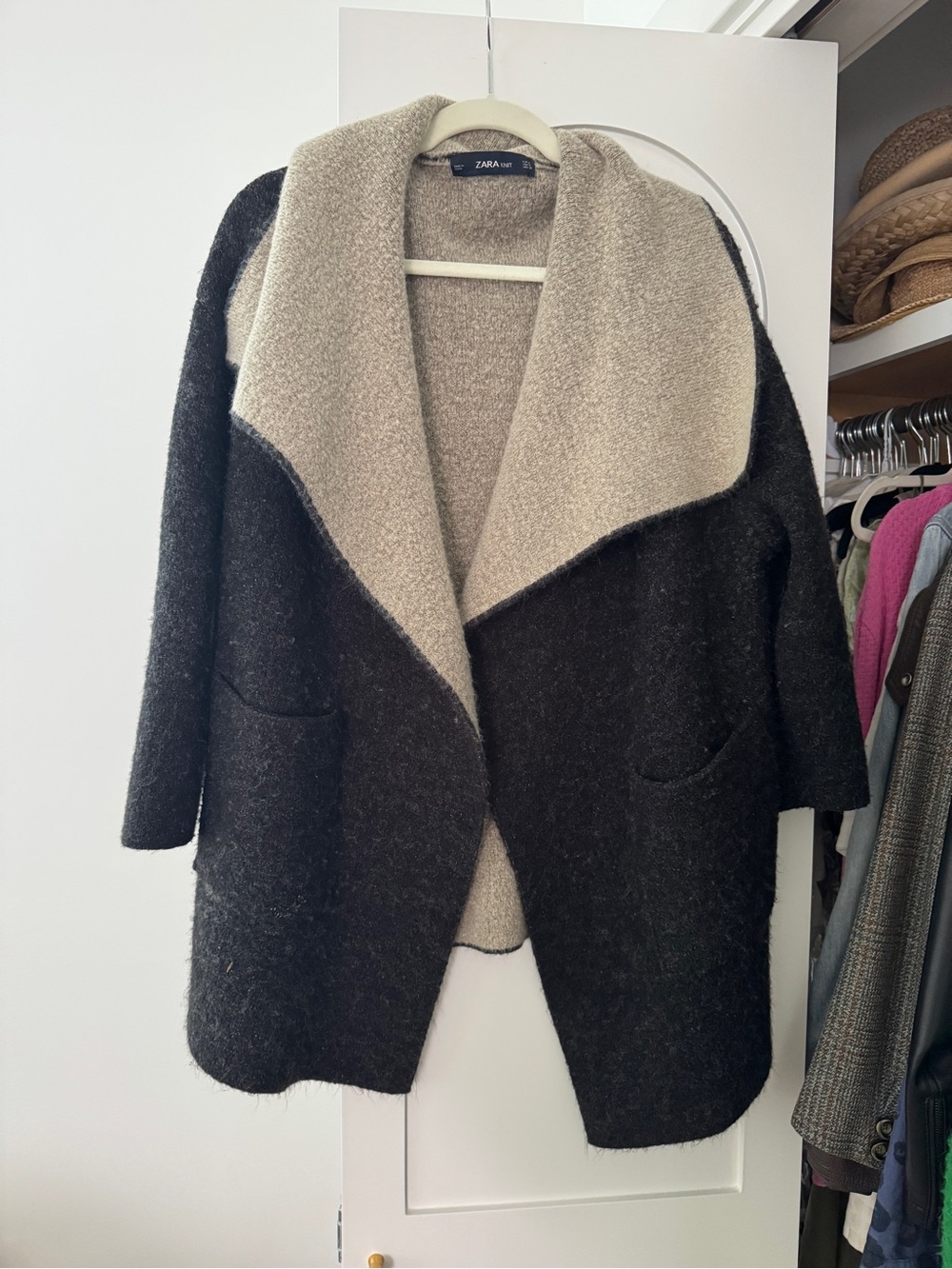 Zara Two-Tone Open-Front Coatigan in Black & Cream